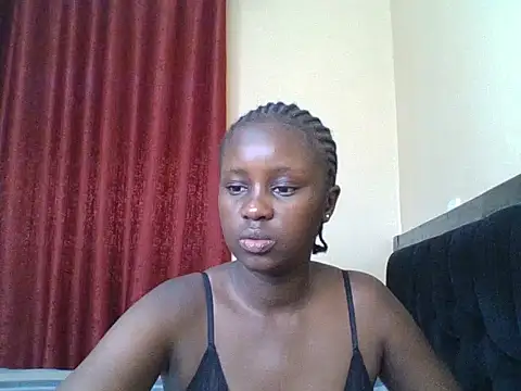 _ella webcam