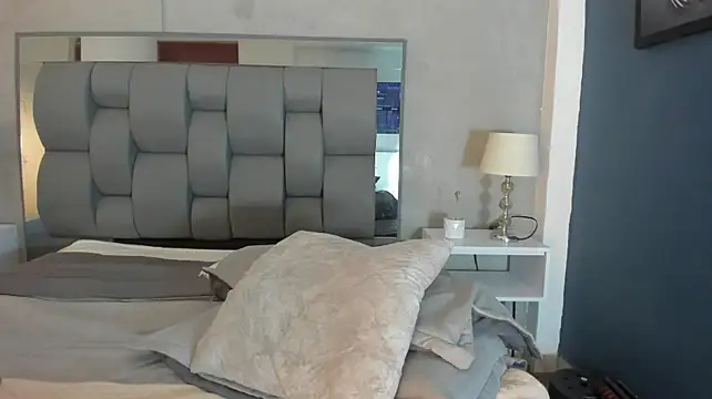 Charlie___Musk live cam preview