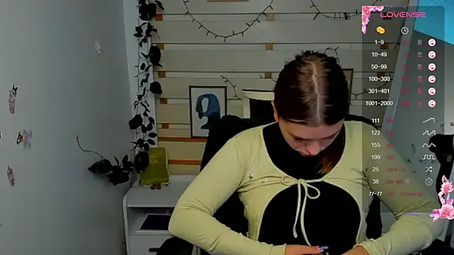 Josephine_Kiss live cam on StripChat