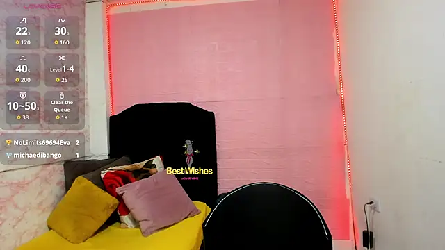 Brunette_sasha live cam on StripChat