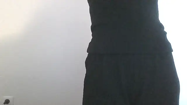 Karinette25 live cam on StripChat