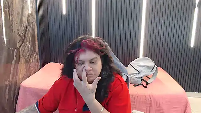 snowflake_xxx live cam on StripChat