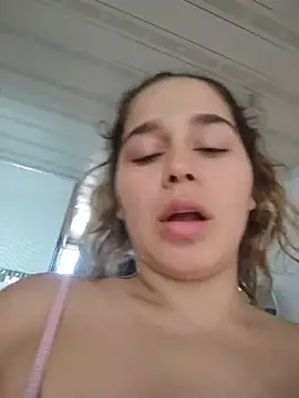 LaurenWelly_ webcam