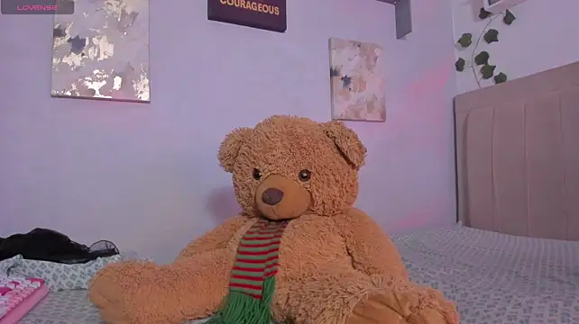 Thomsly_ live cam on StripChat