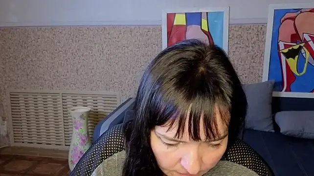 Kira_lorens3 live cam on StripChat