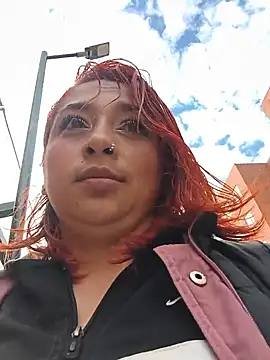Mariana-94 live cam preview