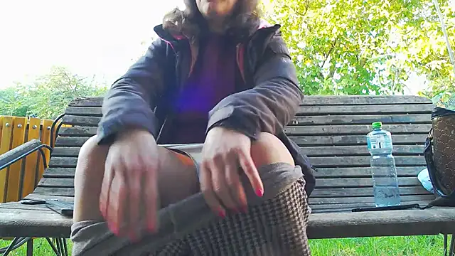PublicBigLabiaMelly