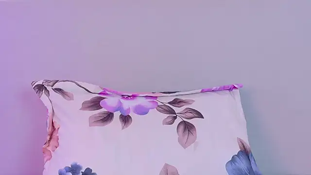 NaomiKlarc