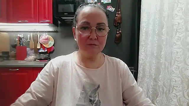 infinity_loveliness live cam preview
