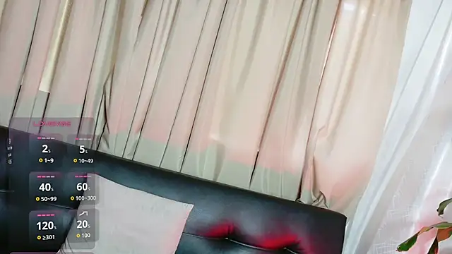 Mila_white1 live cam preview