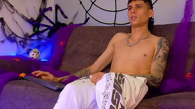 BryanGrey__