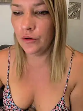 Pxetiteblonde1 webcam