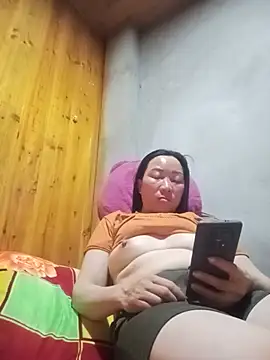Regina_08 live cam preview