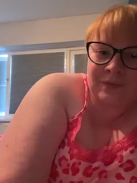 Curvy-GingeXX