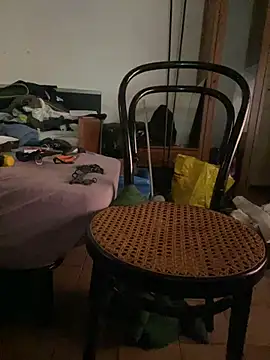 crisfootlicker