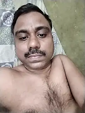 Professional Gigolo boy & pornstar Ravi（IndianPornStarRavee）