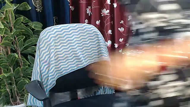 Sexyliza_0 live cam preview