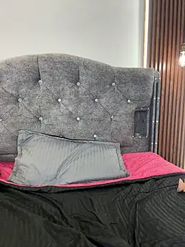 Alice-fiire live cam on StripChat