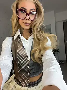 miss_tatiana_ live cam on StripChat