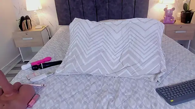 Emilly_Beaumont
