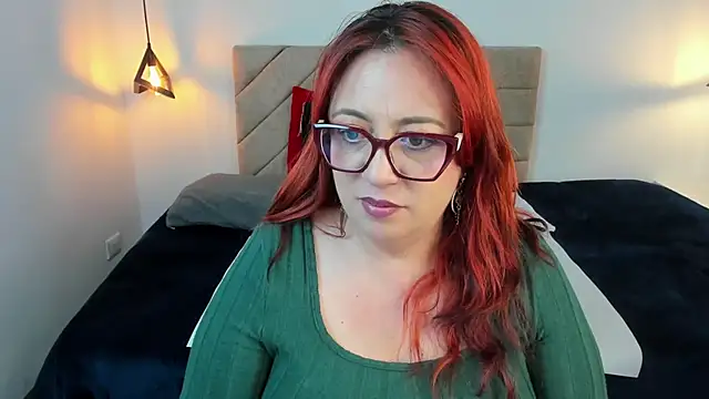 Victoria_Adamns