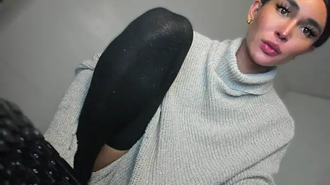 MistressNextDoor_