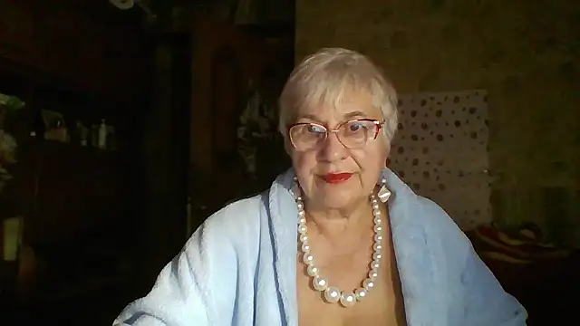 SweetCherry27 live cam on StripChat