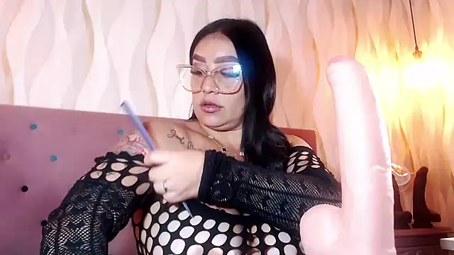 Milf_NaomiBraunx