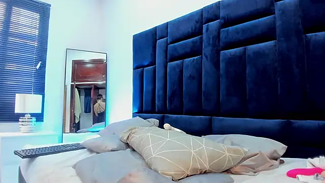 nayasex_