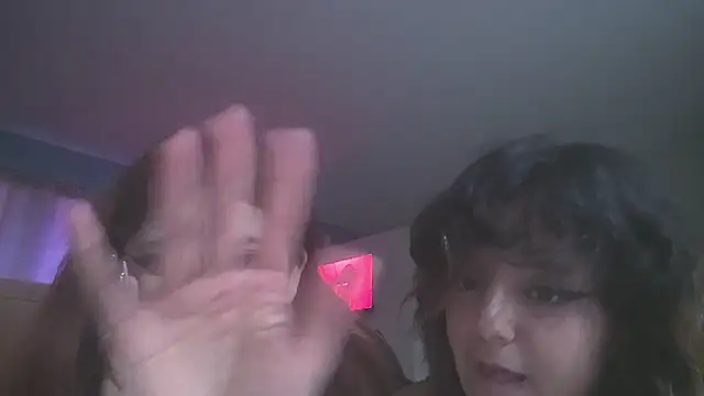 tu_noviesita_uwu (F teen) - SQUIRT EN TODO EL PISO