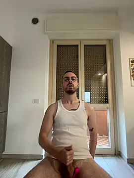 italianalex (M young) - BUZZ MY ASS AND MAKE ME CUM! SBORRIAMO!