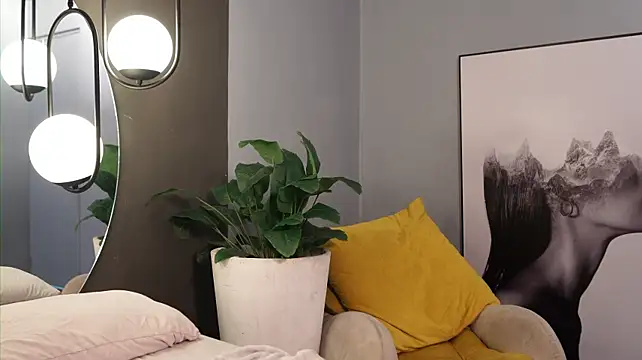 Luxa_Velvet