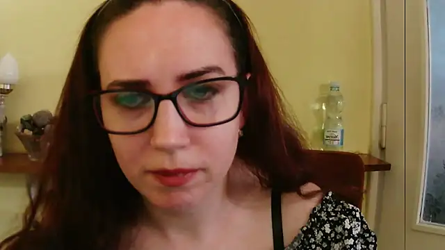 EmilyHotAngel