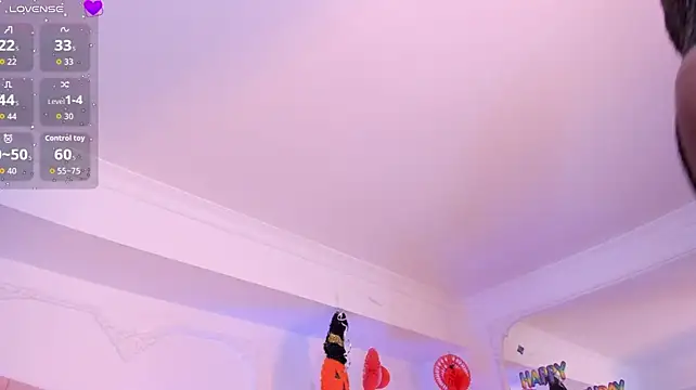 JuicyKendra_
