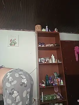Lanaaa_222