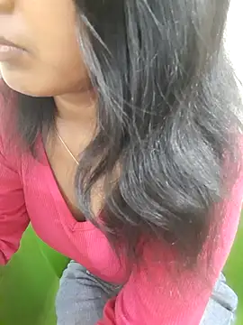 Navya6879
