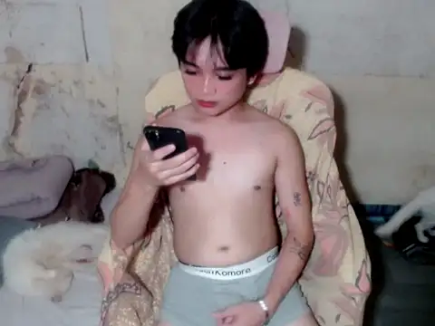 Sky_hot123 live cam on StripChat