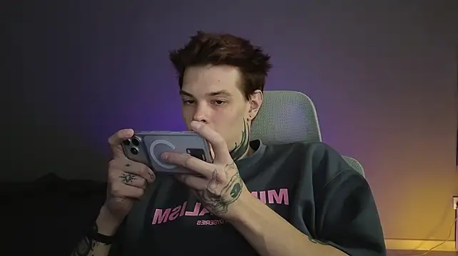 Denis（DENIS_HERE）