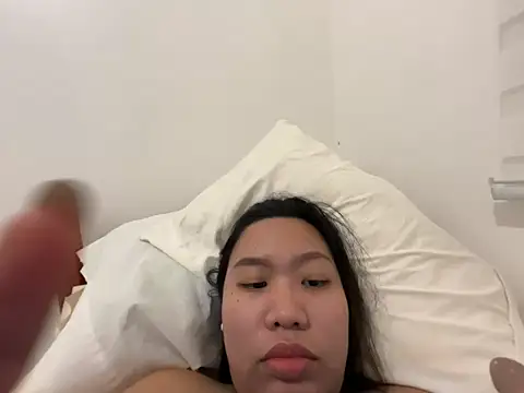tricia_ webcam
