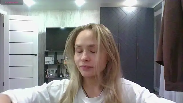 Annie_Cohn