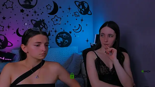 bella_dorn live cam on StripChat