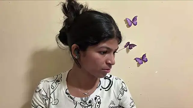 NgaMuszar live cam on StripChat