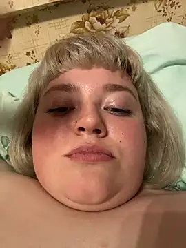 LoloMensens live cam on StripChat