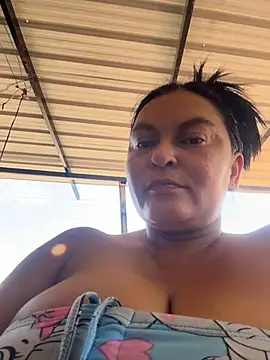 Maria de Colombia（Horny-Mommy-Dirty）