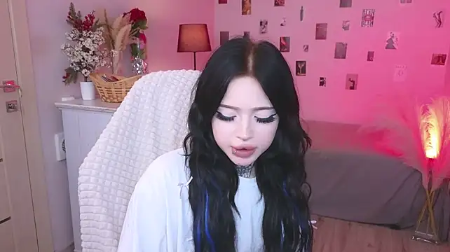 Emma_Kirks