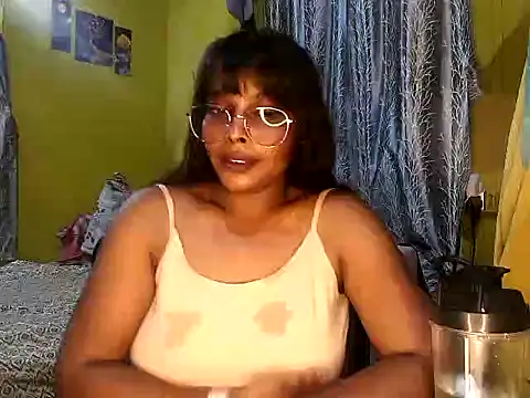raveena_hot