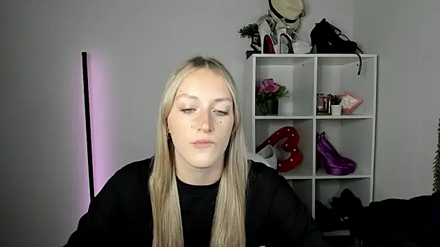 EvelynBlond