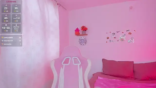 Dina_Ellis111