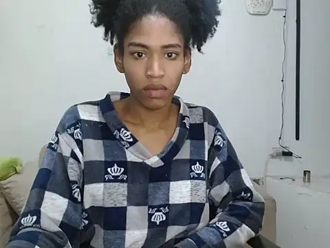 angelamariebandary live cam on StripChat