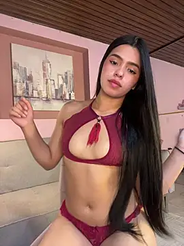 LunaMoore_Pink